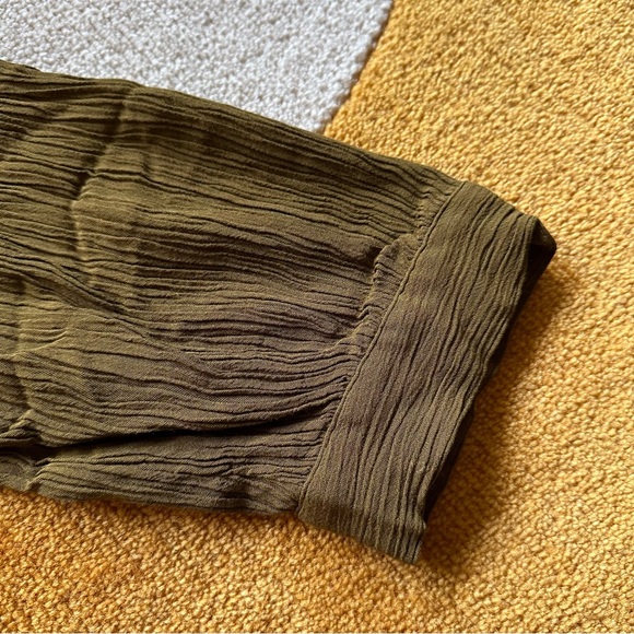 Garnet Hill button-down blouse - Picture 4 of 5